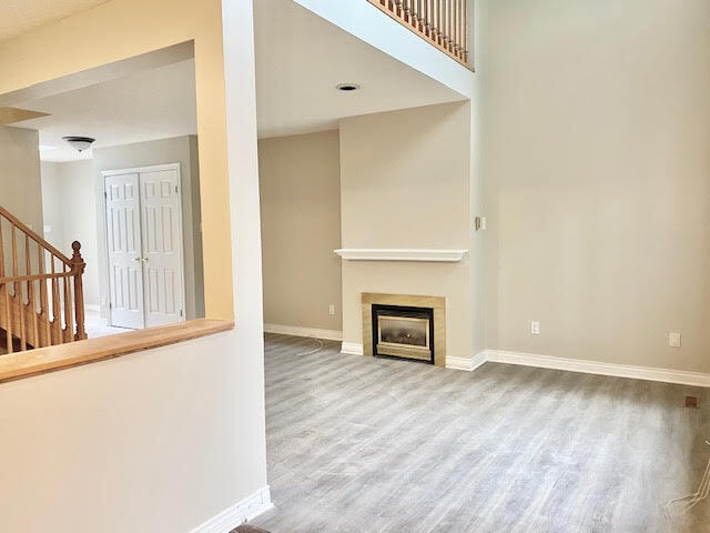 Photo du bâtiment - Masonville Townhome For Rent!  2+Den * Fin...