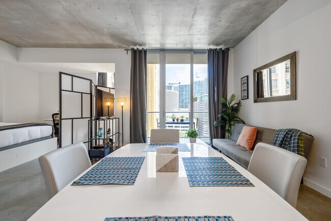 Foto del edificio - 165 SE 1st St