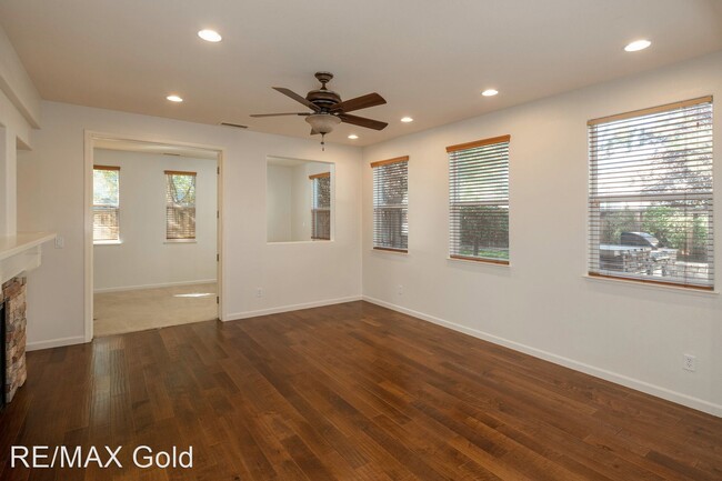Building Photo - 5 br, 2.5 bath House - 11245 Torino Way