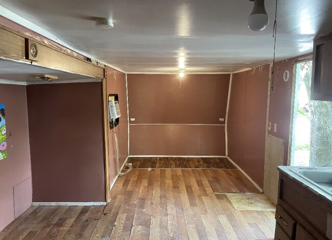 Building Photo - 2605 Pine Needle Dr