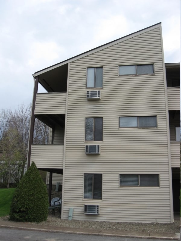 Building Photo - Alpine Village Apartments