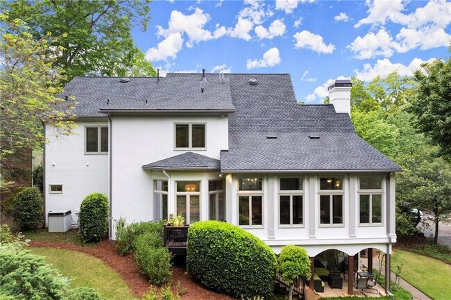 Foto del edificio - 1431 Waterford Green Dr