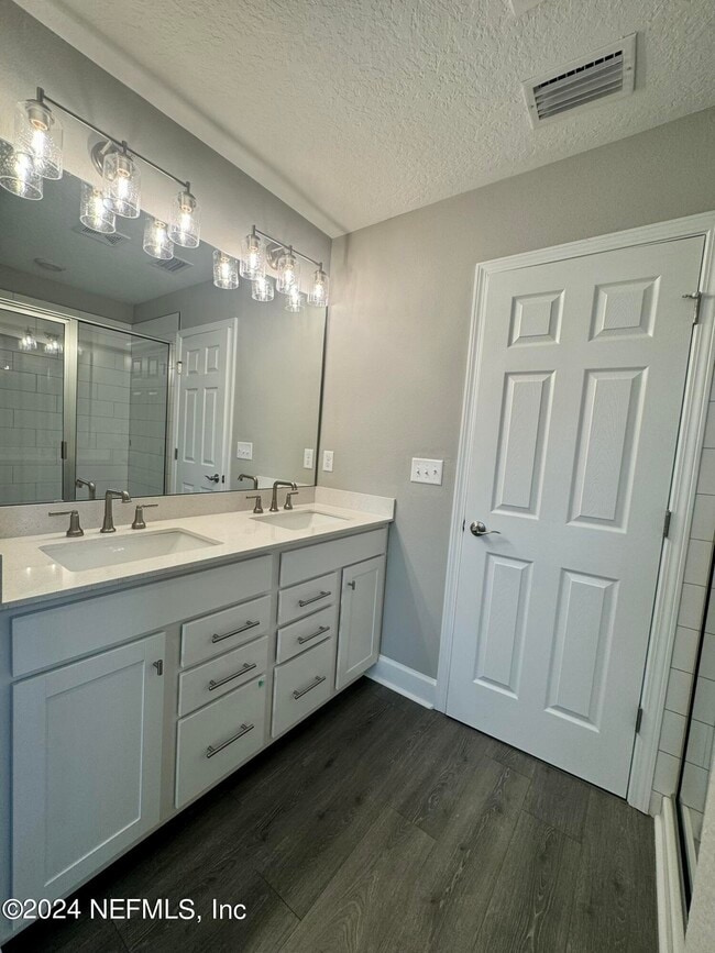 Foto del edificio - 29 Cedar Elm Wy