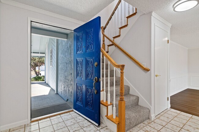 Building Photo - Large Recently Updated Two Story 5 Bedroom...