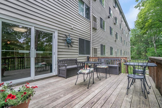 Lakeview Apartments - Waterbury, CT | Apartments.com