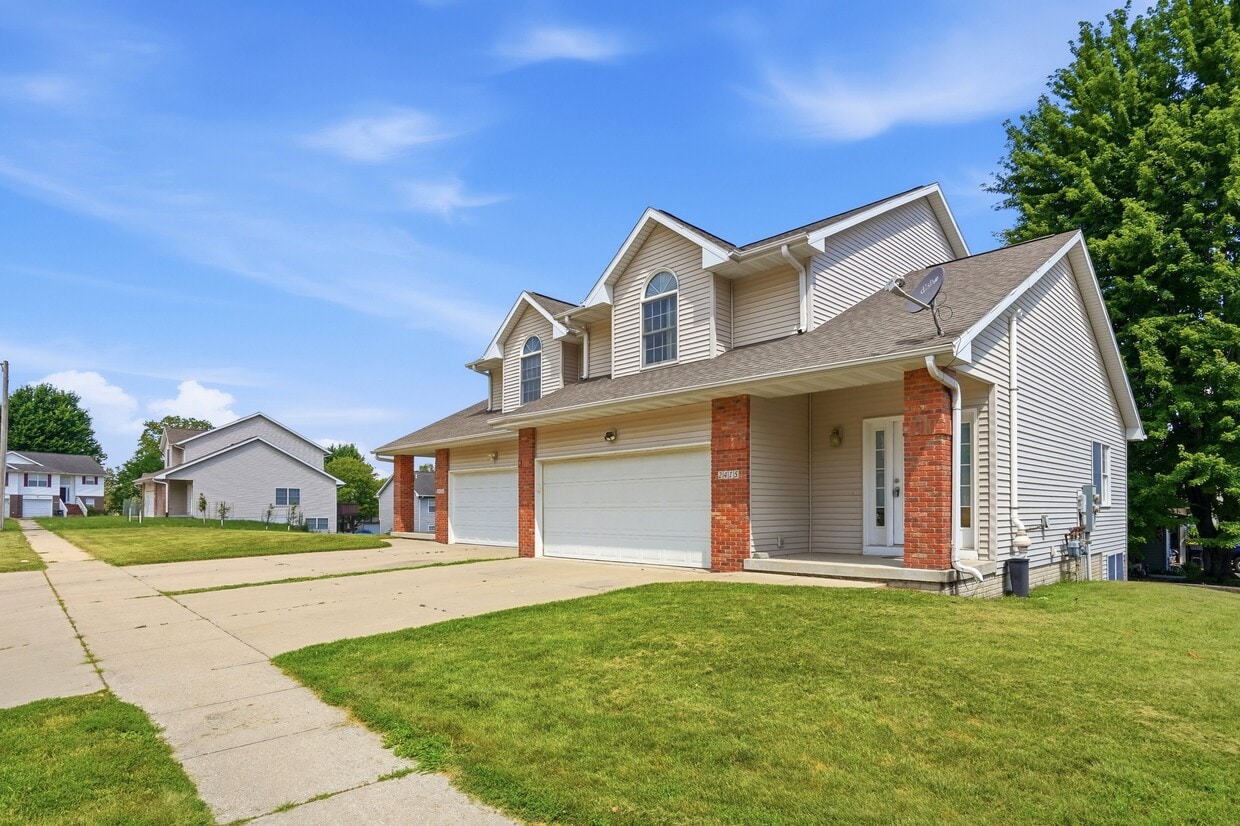Photo - 2415 Catskill Ct Iowa City (Furnished Property)
