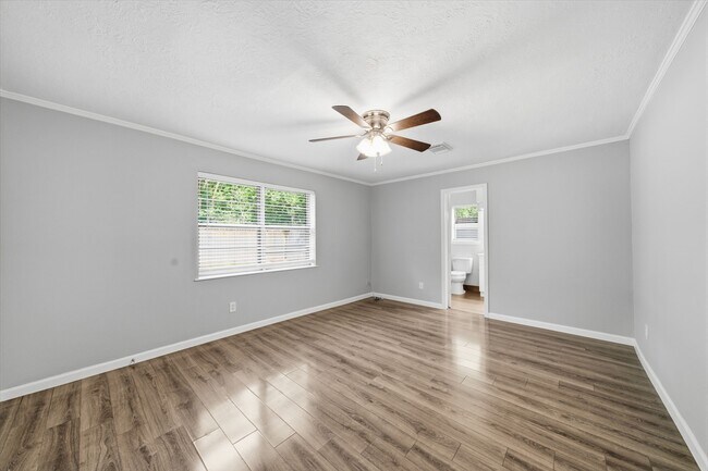 Foto del edificio - 7019 Oak Bough Dr