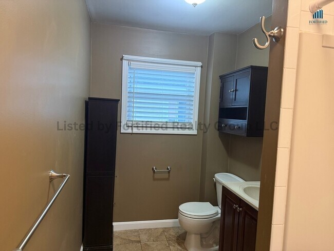 Foto del edificio - 1232 N Main St