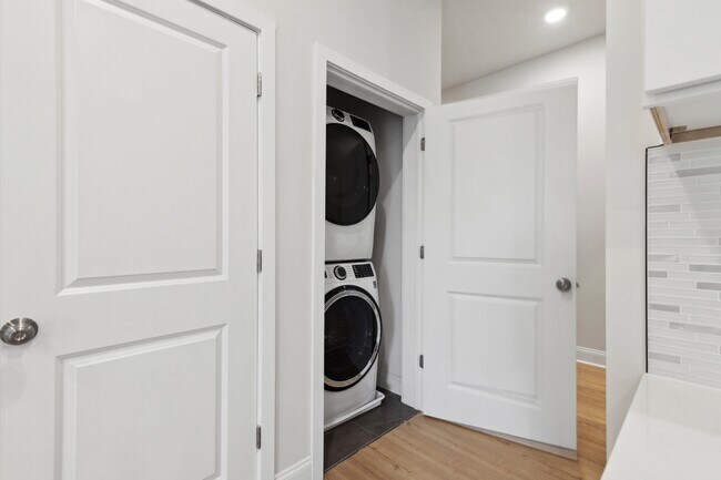 Foto del edificio - 2157 E Lehigh Ave