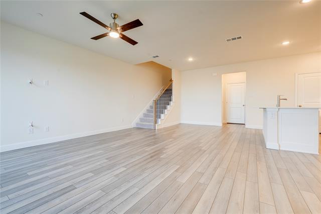 Foto del edificio - 13027 Makers Dr