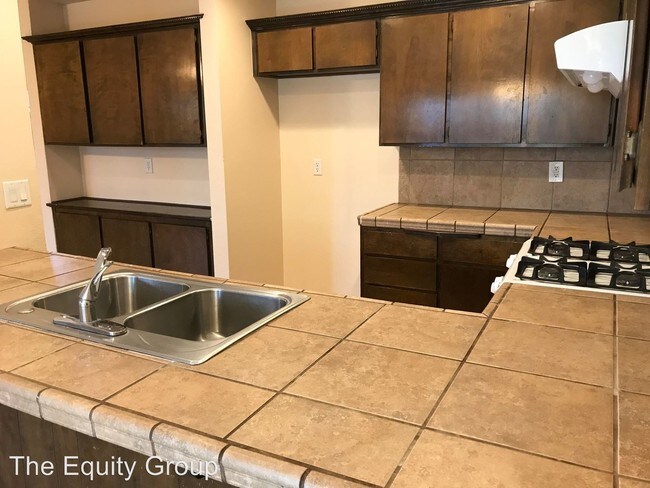 Foto del edificio - 2 br, 1 bath House - 1748 North Tipton Street