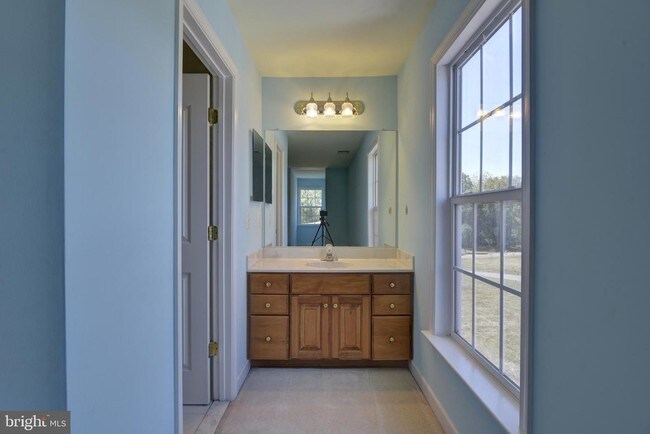 Foto del edificio - 42144 Heaters Island Ct