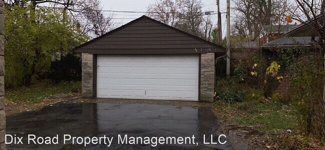 Building Photo - 3 br, 1 bath House - 516 Cherry Drive,