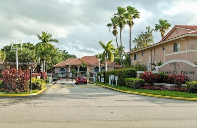 Building Photo - 3221 Sabal Palm Mnr