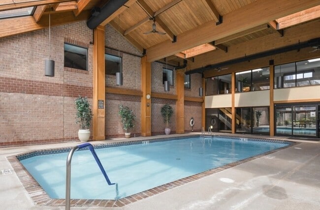 Building Photo - 3920 Mystic Valley Pkwy