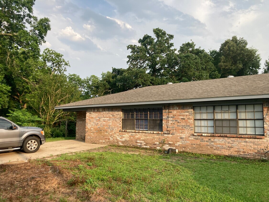 Foto principal - 2171 Red Bird Ln