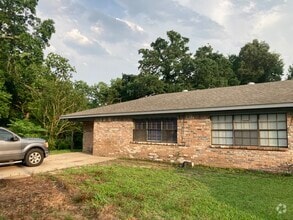 Building Photo - 2171 Red Bird Ln