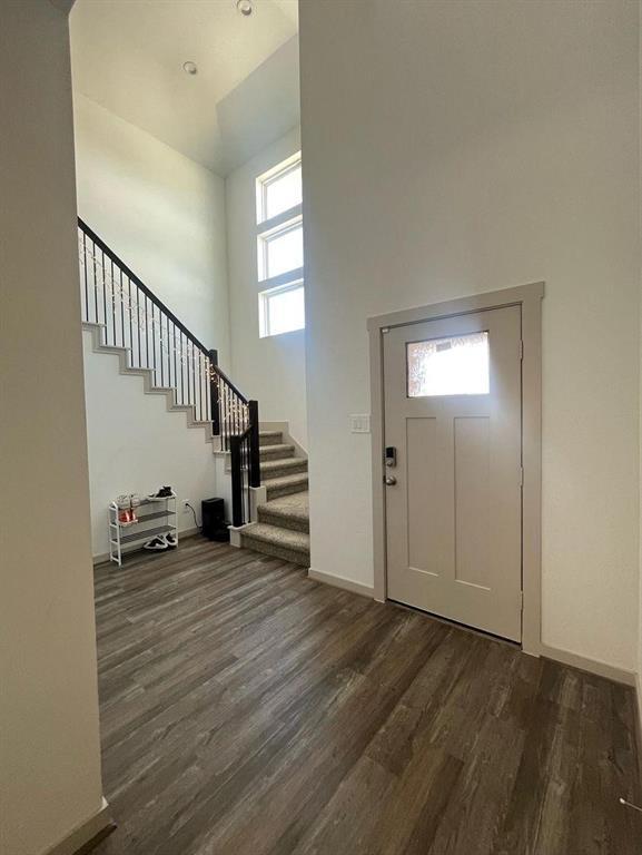 Building Photo - 835 Dahlia Petal Dr