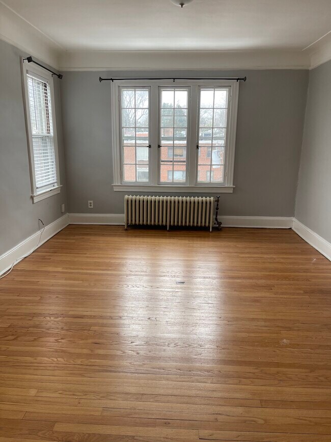 14 Concord St Unit B4, West Hartford, CT 06119 Apartments in West