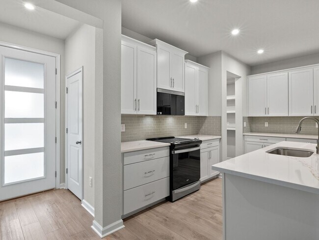 Building Photo - 3 Bedroom Townhome in Lutz