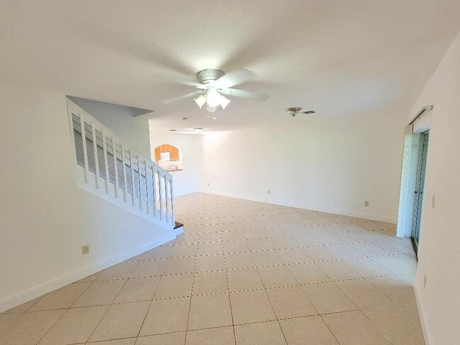 Building Photo - 12744 Westhampton Cir