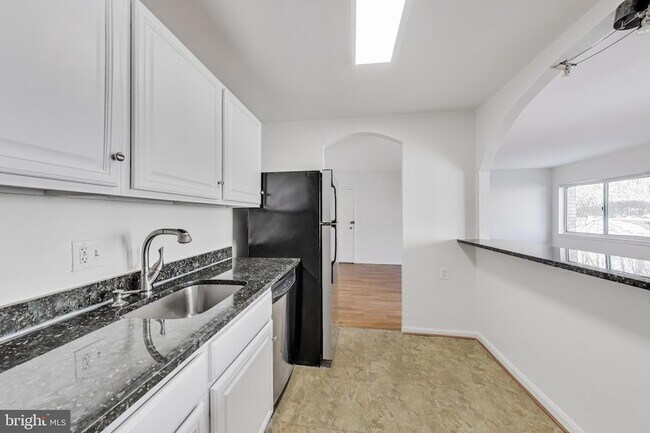 Foto del edificio - 12307 Braxfield Ct