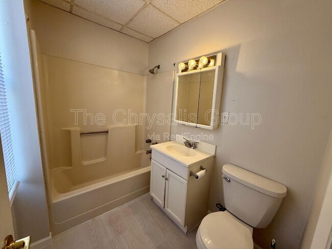 Foto del edificio - 1044 Oconor Ave