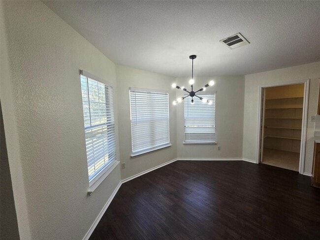 Foto del edificio - 4309 Cisco Valley Dr