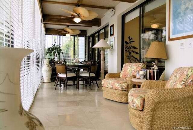 Foto del edificio - 4999 Kahala Ave