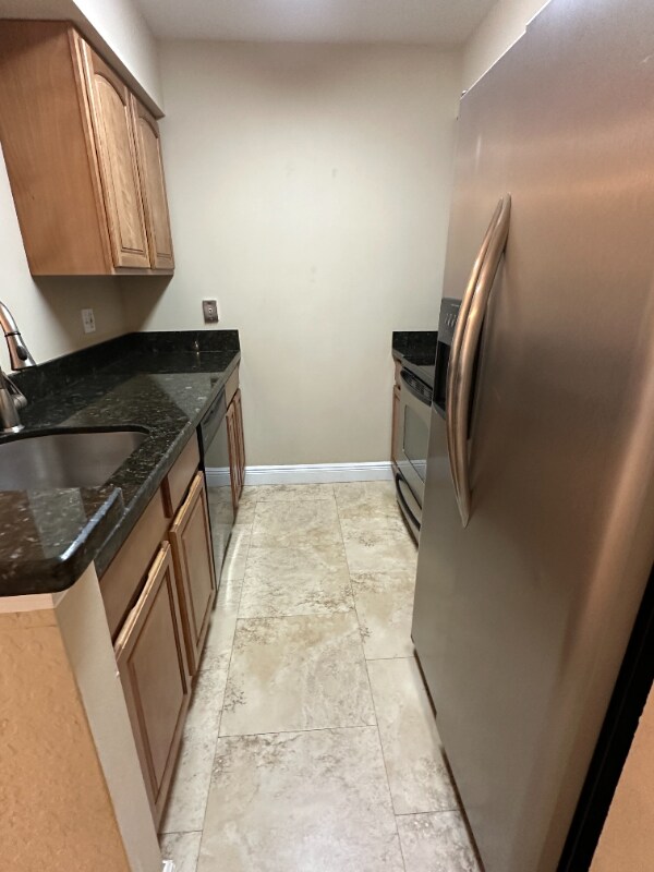 Foto del edificio - 2851 N Oakland Forest Dr