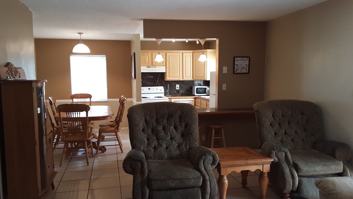 166 Springwood Cir, Longwood, FL 32750 Condo for Rent in Longwood, FL