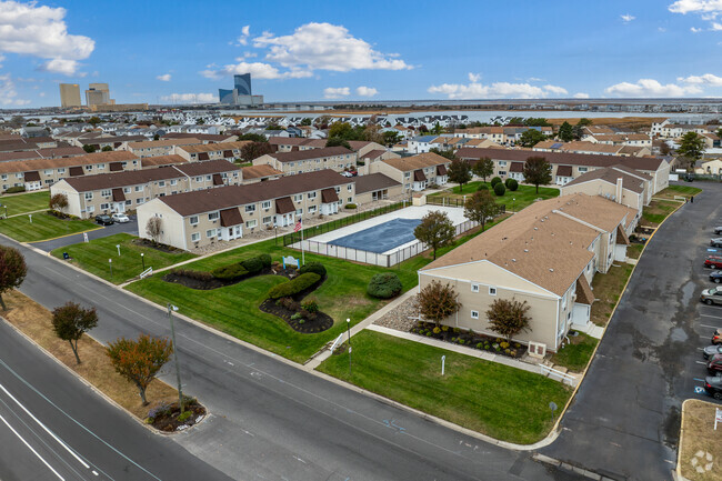 4901 Harbor Beach Blvd Brigantine, NJ 08203 - Dolphin Cove Condominiums