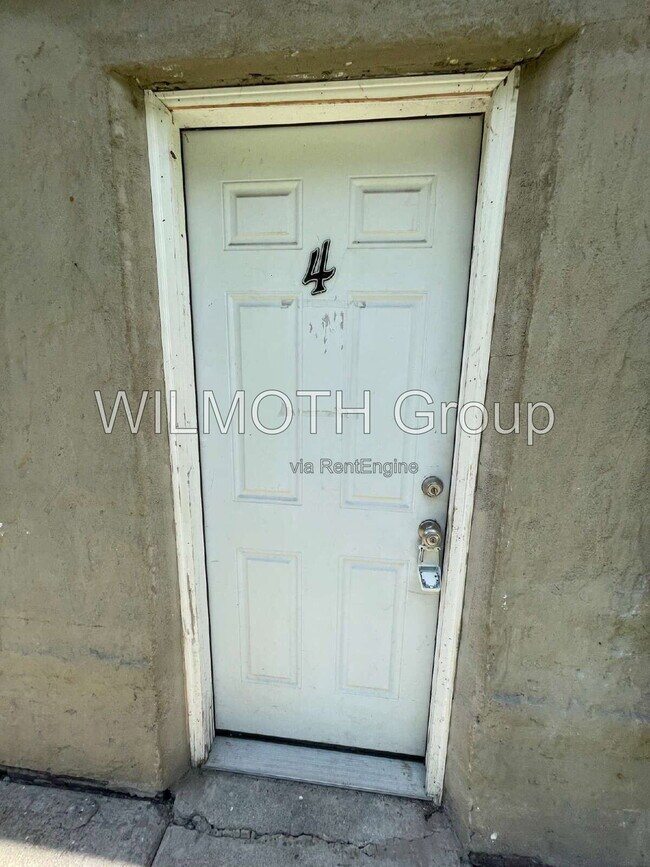 Foto del edificio - 15 N Riley Ave