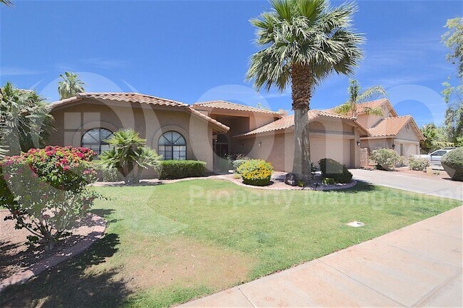 Building Photo - 510 S Lagoon Dr
