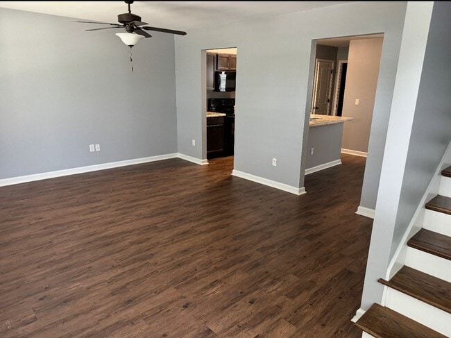 Foto del edificio - 516 Brawley St