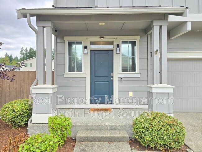 Building Photo - 9814 Hawkins Ave