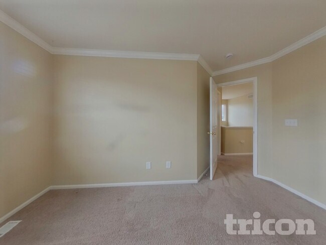 Foto del edificio - 10444 S Ketchwood Ct