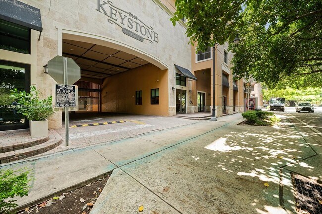 Foto del edificio - 3530 SW 22nd St