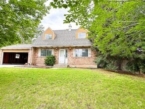 Building Photo - 1038 Cedar Ridge Rd