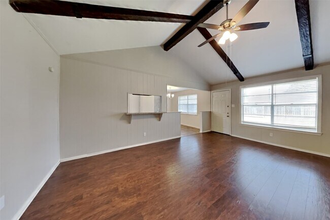 Foto del edificio - 2315 Shadbury Ct