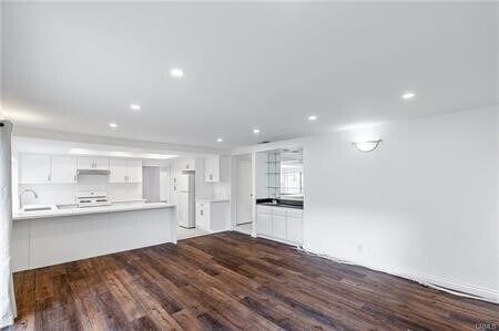 Foto del edificio - 13116 Dussen Ln