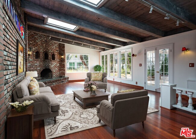 Foto del edificio - 14842 Morrison St