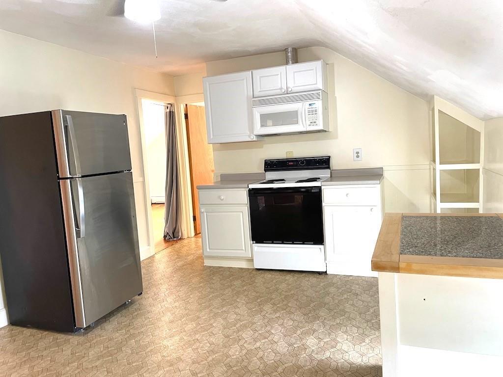 Primary Photo - 25 Goulart Ave