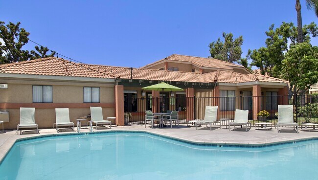 Foto del edificio - 200 S Linden Ave