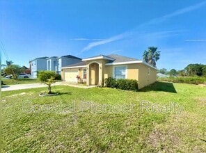Building Photo - 483 Big Sioux Ct