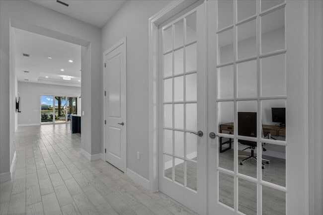 Building Photo - 10366 Northbrook Cir