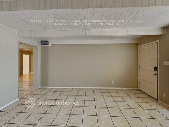 Foto del edificio - 5501 W Heatherbrae Dr