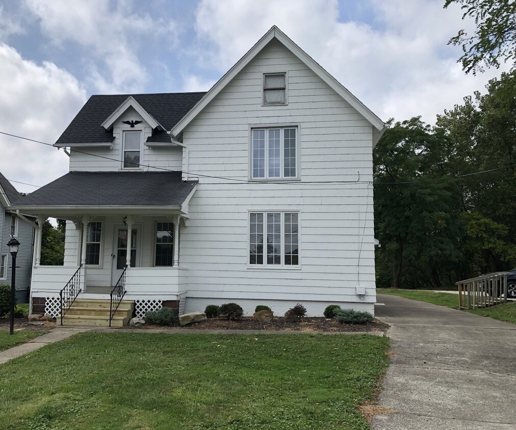 13688 Rd, North Royalton, OH 44133 House Rental in North