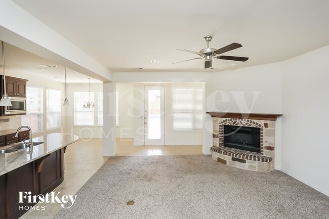 Building Photo - 1014 Longhill Way