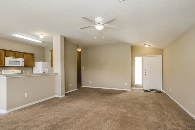 Building Photo - 15527 Lady Shery Ln